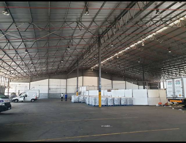 3,000M² WAREHOUSE TO LET IN KILLARNEY GARDENS